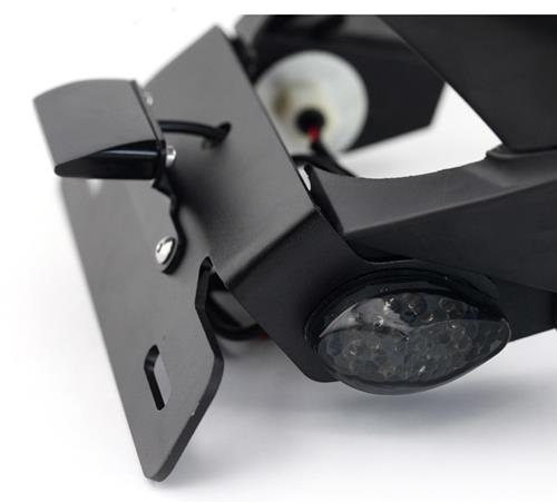 Portatarga con frecce e luce targa A LED incluse HONDA CBR 1000 RR