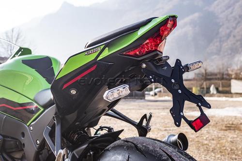 Kit Portatarga Reclinabile Luce Targa supporto e catadiottro