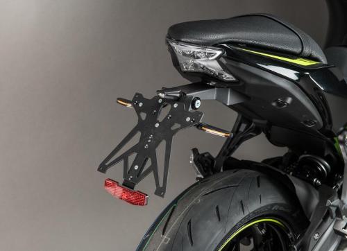 Kit Portatarga Regolabile Completo Lightech Per Suzuki GSX-8S / GSX-8R 2024